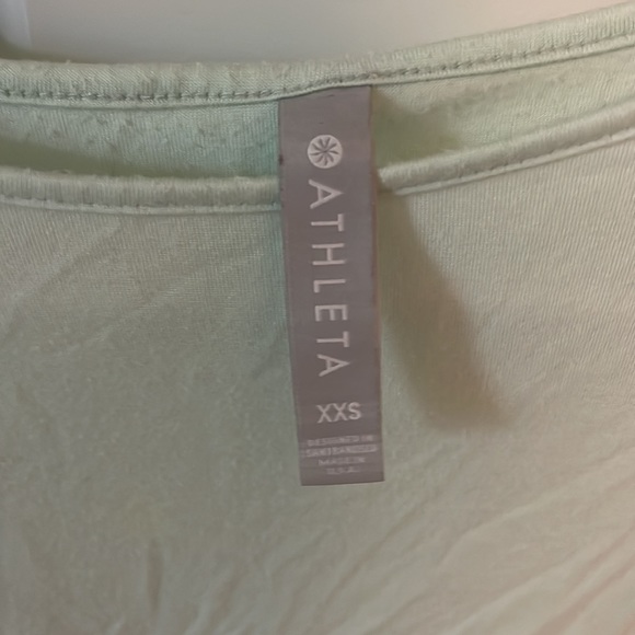 Athleta Twist Top - Picture 2 of 2